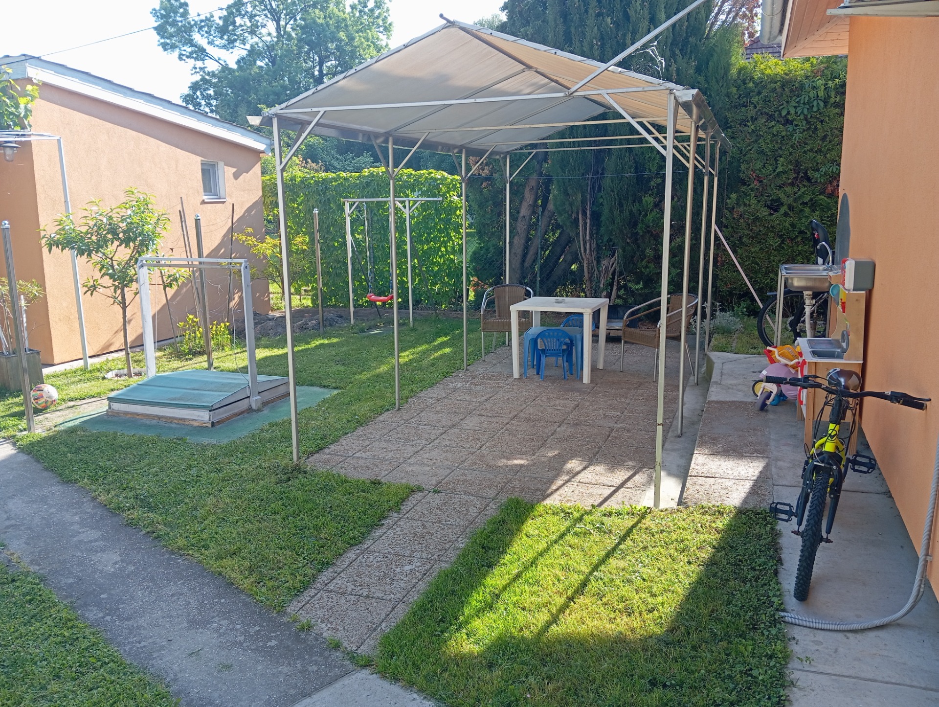 közös használatú a többi apartmannal